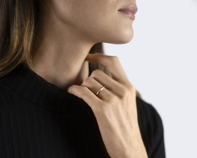 half bangle ring la 2g